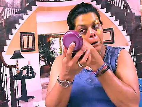 indianCherryPie online show from September 10, 2025, 5:28 am