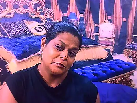 indianCherryPie online show from February 26, 2026, 5:18 am