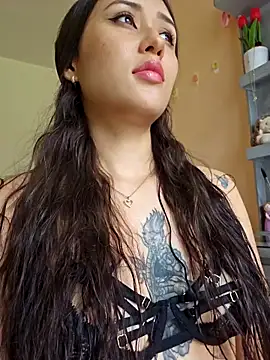 Snapshot of Selena_blake chatting on April 29, 2026, 8:15 pm Selena blake online show from April 29, 2026, 8:15 pm