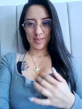 Snapshot of VALERY-03_ chatting on November 13, 2025, 12:09 pm VALERY-03 online show from November 13, 2025, 12:09 pm