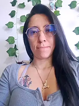 Snapshot of VALERY-03_ chatting on October 24, 2025, 12:04 pm VALERY-03 online show from October 24, 2025, 12:04 pm