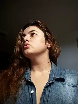 Snapshot of Nicolle_Jansen chatting on November 6, 2025, 8:46 pm Nicolle Jansen online show from November 6, 2025, 8:46 pm