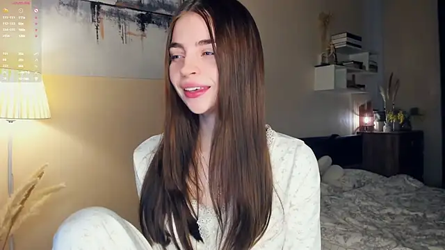 MaryJacksoon online show from February 15, 2026, 7:42 am