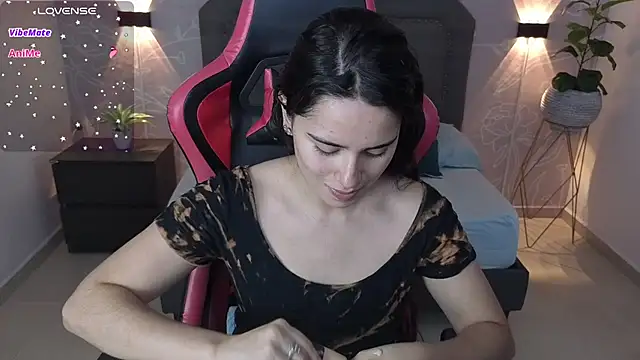 Snapshot of angelica_dymond chatting on September 10, 2025, 12:04 pm angelica dymond online show from September 10, 2025, 12:04 pm