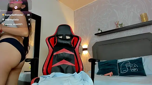 Snapshot of angelica_dymond chatting on March 21, 2025, 3:13 pm angelica dymond online show from March 21, 2025, 3:13 pm