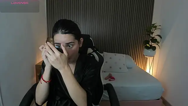 Snapshot of angelica_dymond chatting on March 11, 2025, 4:18 pm angelica dymond online show from March 11, 2025, 4:18 pm