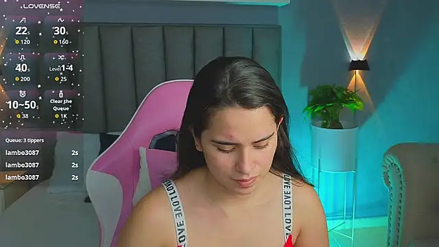 Snapshot of angelica_dymond chatting on October 28, 2025, 2:05 pm angelica dymond online show from October 28, 2025, 2:05 pm