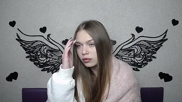 LaraPika online show from February 5, 2026, 7:37 am