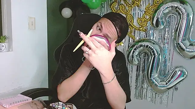 Snapshot of giuliana_andrade chatting on February 26, 2026, 11:27 pm giuliana andrade online show from February 26, 2026, 11:27 pm