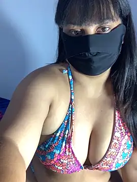 Snapshot of Jeroliee_viyana chatting on May 21, 2026, 3:59 am Jeroliee viyana online show from May 21, 2026, 3:59 am