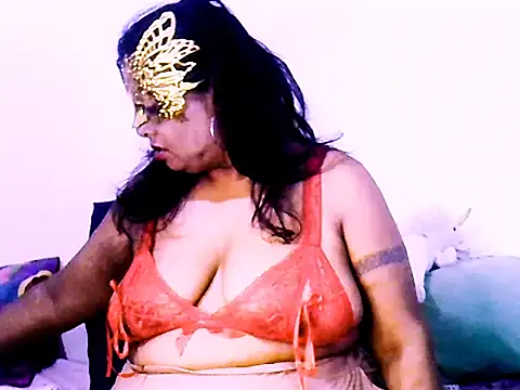 Snapshot of Mysterylady143 chatting on February 14, 2026, 6:08 pm Mysterylady143 online show from February 14, 2026, 6:08 pm