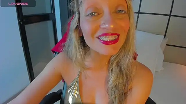 emma collson online show from September 19, 2025, 2:48 am