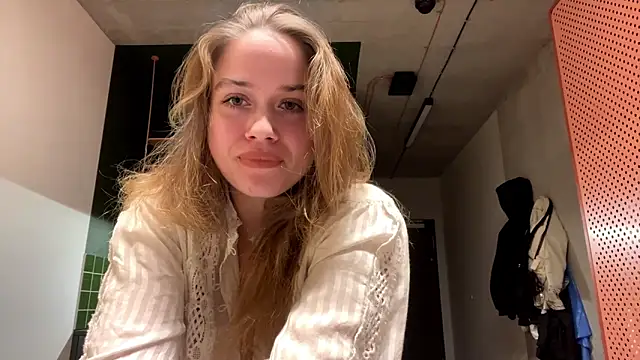 Celeste Glow online show from December 9, 2024, 8:23 pm