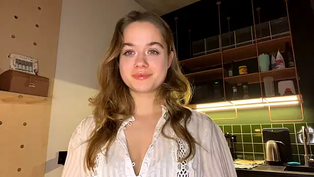 Celeste Glow online show from December 20, 2024, 8:23 pm