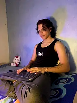 Snapshot of lax777_ chatting on October 10, 2025, 12:22 am lax777  online show from October 10, 2025, 12:22 am
