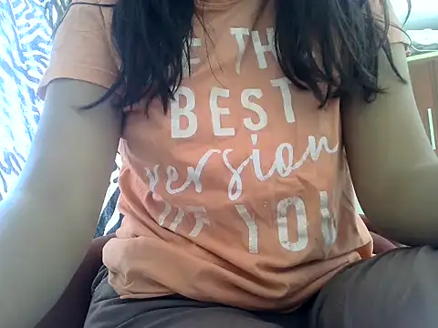 Snapshot of Pie066_ chatting on February 26, 2025, 5:13 am Pie066 online show from February 26, 2025, 5:13 am