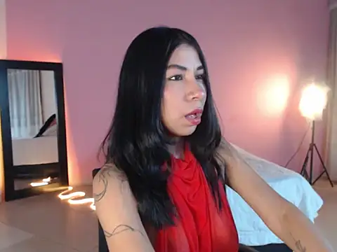 Snapshot of selene_gils chatting on April 26, 2026, 9:23 pm selene gils online show from April 26, 2026, 9:23 pm