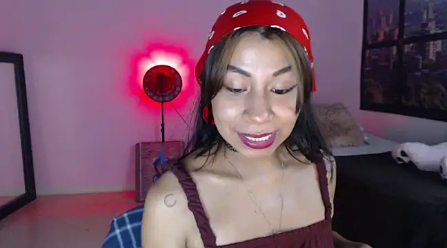 Snapshot of selene_gils chatting on March 13, 2025, 5:11 am selene gils online show from March 13, 2025, 5:11 am