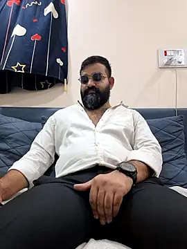 Fun Guuy online show from March 26, 2026, 4:00 am