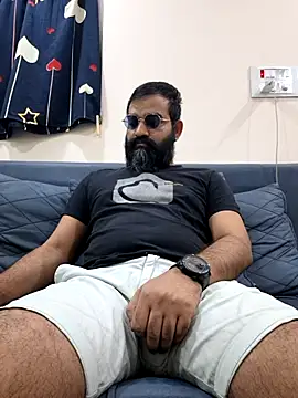 Snapshot of Fun_Guuy chatting on February 17, 2026, 7:22 pm Fun Guuy online show from February 17, 2026, 7:22 pm