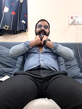 Snapshot of Fun_Guuy chatting on February 25, 2026, 5:46 pm Fun Guuy online show from February 25, 2026, 5:46 pm