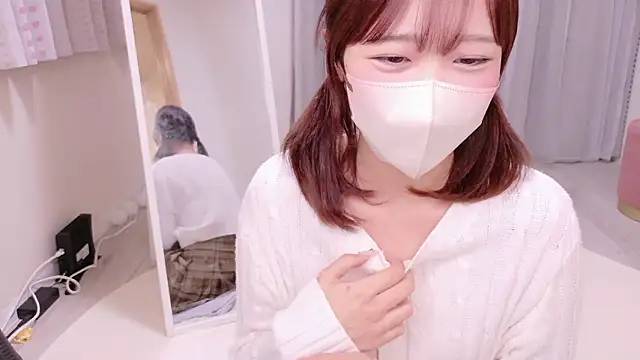 Snapshot of HANApipi chatting on December 22, 2025, 10:48 am HANApipi online show from December 22, 2025, 10:48 am