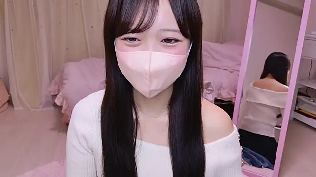 Snapshot of HANApipi chatting on February 17, 2026, 10:34 am HANApipi online show from February 17, 2026, 10:34 am