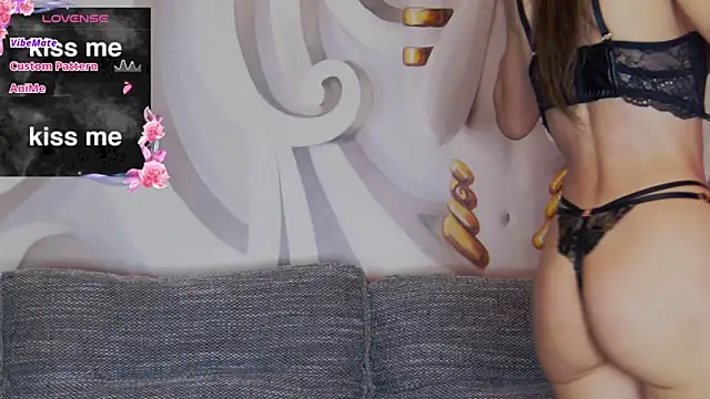 Snapshot of hailey_peach chatting on September 13, 2025, 5:35 pm hailey peach online show from September 13, 2025, 5:35 pm