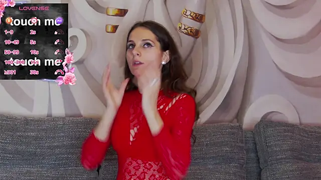 hailey peach online show from January 7, 2026, 7:41 pm