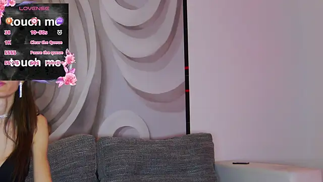 Snapshot of hailey_peach chatting on September 19, 2025, 5:00 am hailey peach online show from September 19, 2025, 5:00 am