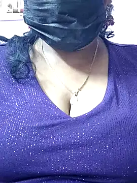 Snapshot of mallu-sumi chatting on March 14, 2026, 6:03 pm mallu-sumi online show from March 14, 2026, 6:03 pm