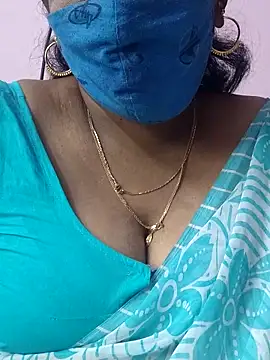 mallu-sumi online show from October 23, 2025, 3:38 am