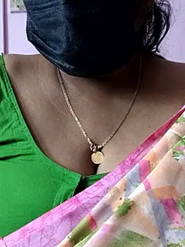 Snapshot of mallu-sumi chatting on April 20, 2026, 6:16 am mallu-sumi online show from April 20, 2026, 6:16 am