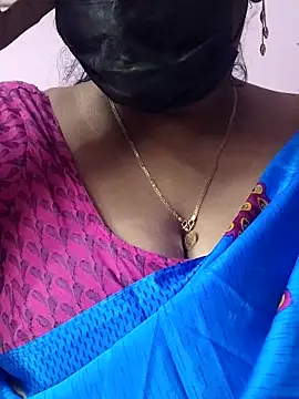 Snapshot of mallu-sumi chatting on April 6, 2026, 3:13 am mallu-sumi online show from April 6, 2026, 3:13 am