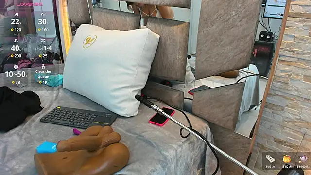 Snapshot of adela_chase chatting on March 17, 2025, 2:41 am adela chase online show from March 17, 2025, 2:41 am