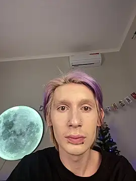 Aisha Erotik online show from January 7, 2025, 1:14 pm