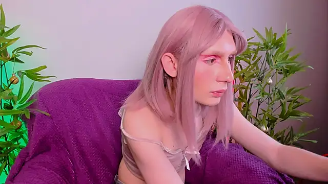 Aisha Erotik online show from December 24, 2024, 7:33 pm