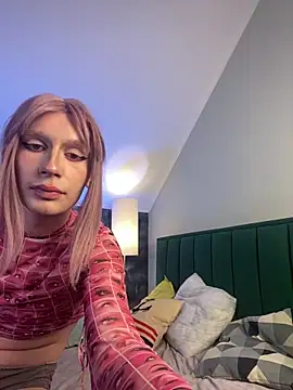 Aisha Erotik online show from December 27, 2024, 7:35 pm