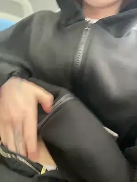 Aisha Erotik online show from January 4, 2025, 11:43 am