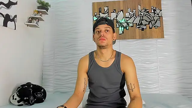 Friendsofeverything  online show from September 11, 2025, 1:44 pm