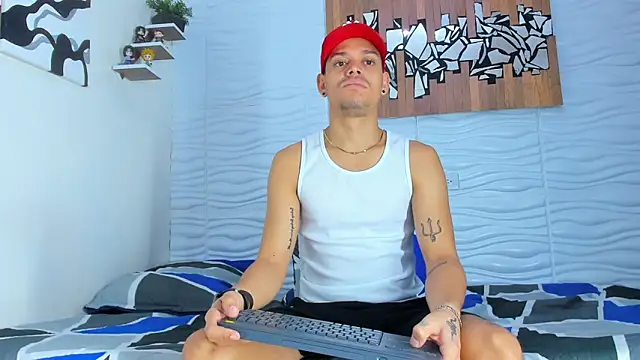 Friendsofeverything  online show from September 22, 2025, 2:23 pm