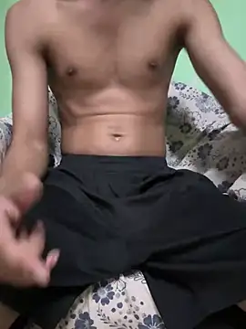 Snapshot of Privateseducer chatting on March 18, 2025, 11:33 am Privateseducer online show from March 18, 2025, 11:33 am