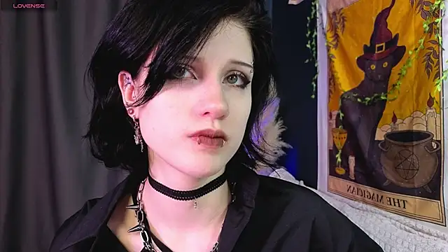 Snapshot of dark_vamp_ chatting on January 23, 2025, 3:43 pm dark vamp online show from January 23, 2025, 3:43 pm