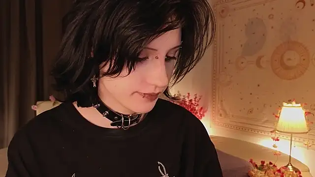 Snapshot of dark_vamp_ chatting on February 23, 2025, 6:17 am dark vamp online show from February 23, 2025, 6:17 am