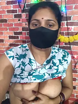 PeaCoooock online show from April 6, 2026, 4:19 pm