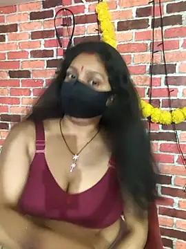 PeaCoooock online show from April 5, 2026, 4:13 pm