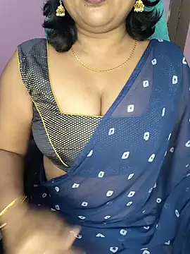 Snapshot of honey-sexy chatting on June 26, 2026, 11:38 am honey-sexy online show from June 26, 2026, 11:38 am