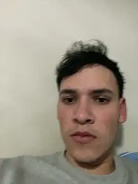 Snapshot of diego7990_ chatting on February 17, 2026, 10:18 pm diego7990 online show from February 17, 2026, 10:18 pm