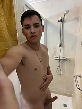 Snapshot of diego7990_ chatting on December 9, 2024, 7:29 pm diego7990 online show from December 9, 2024, 7:29 pm