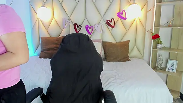 angelswets online show from March 13, 2026, 2:33 pm